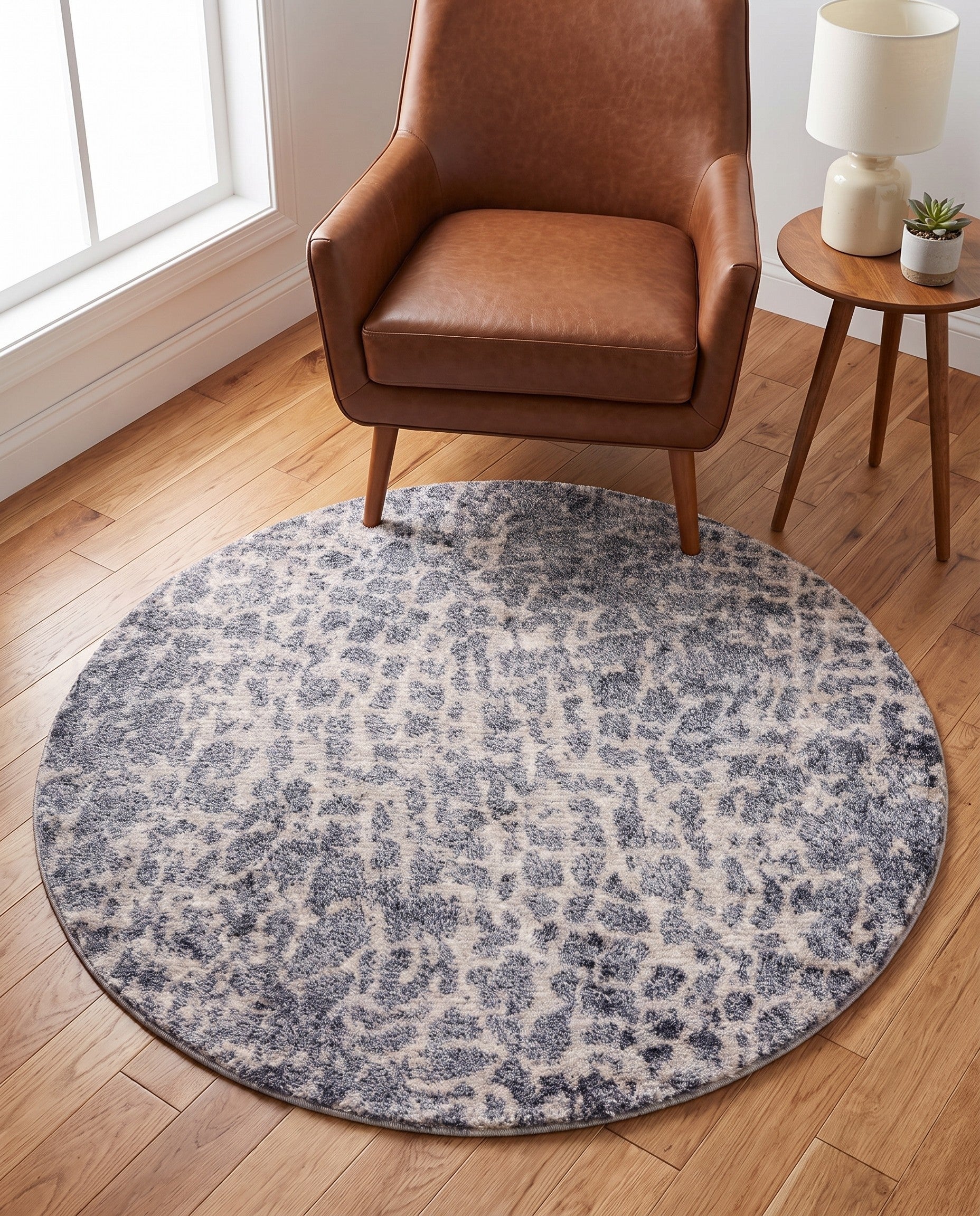 4' 7 x 4' 7 Artemis Round Rug