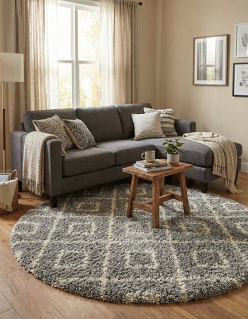 5' 3 x 5' 3 Lattice Shag Round Rug