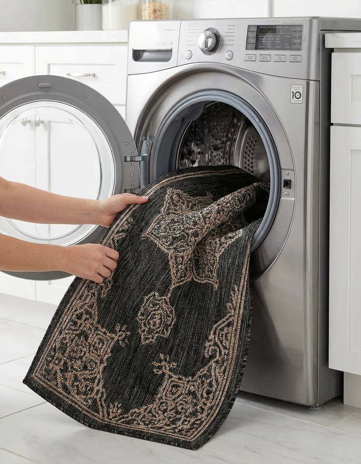 Detail image of  2' x 8'  Washable Traditional Indoor / Outdoor Runner Rug