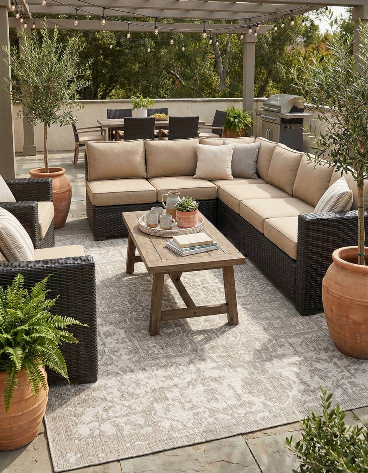 Detail image of 10' 8 x 10' 8  Washable Jill Zarin Dubai Indoor / Outdoor Square Rug