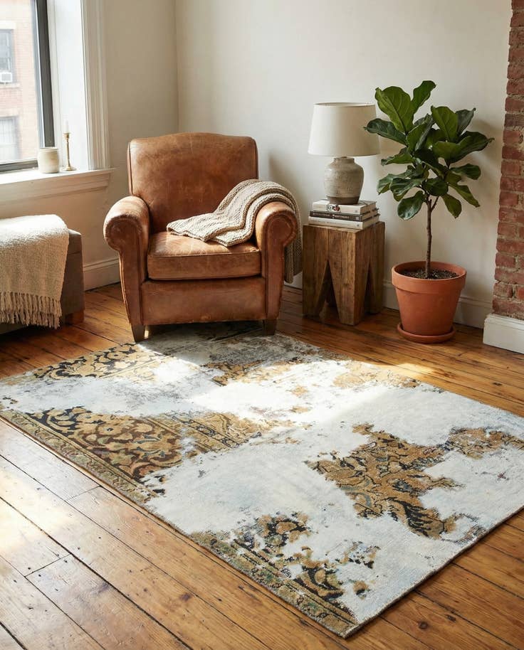 Detail image of 4' x 5' 8 Hand Knotted Ultra Vintage Persian Wool Rug