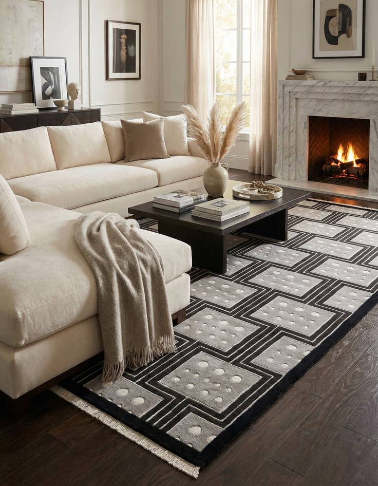 Detail image of 6' 7 x 9' 10 Hand Knotted Darya Wool Rug