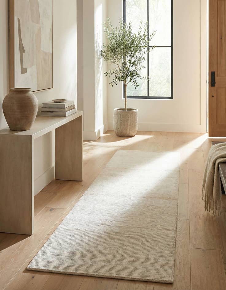 Detail image of 2' 8 x 9' 9  Hand Knotted Darya Wool Runner Rug