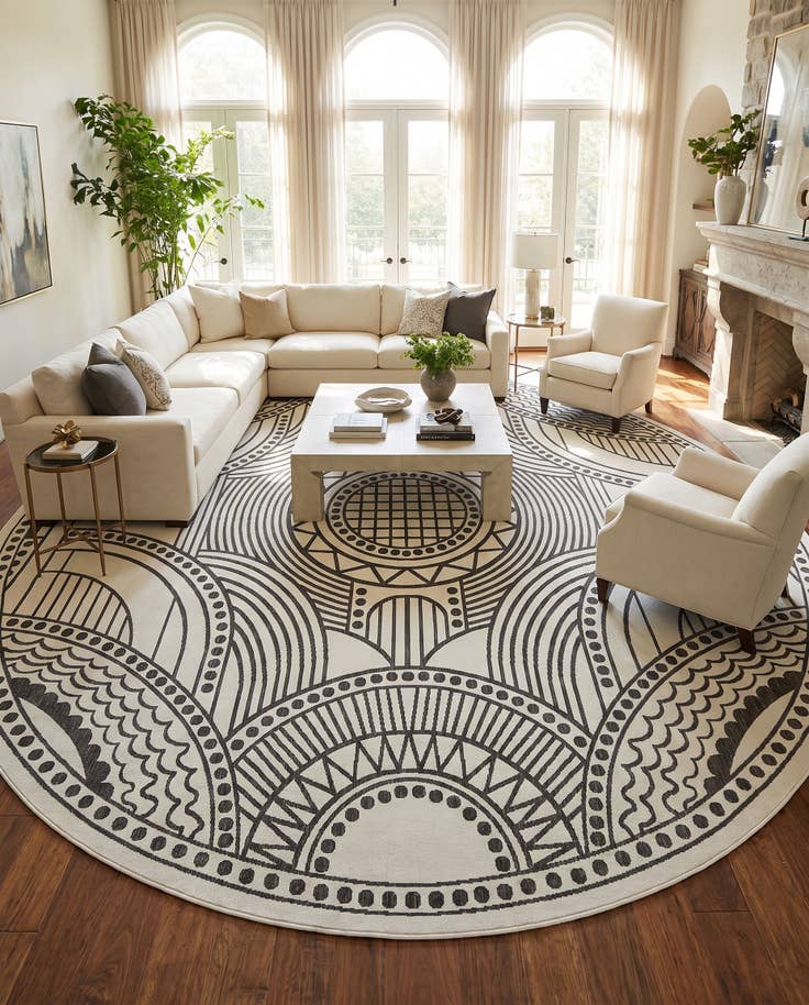 Detail image of 13' x 13' Easy-Clean Traditional Indoor / Outdoor Round Rug