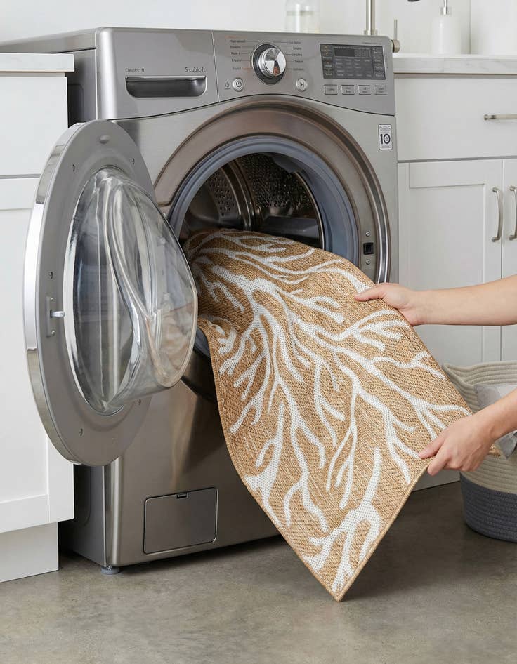 Detail image of  2' x 4'  Washable Coastal Indoor / Outdoor Runner Rug