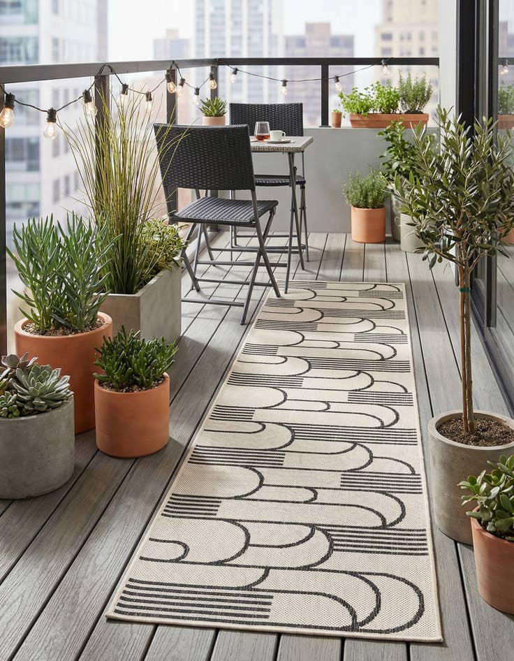 Detail image of 2' x 8'  Washable Modern Indoor / Outdoor Runner Rug