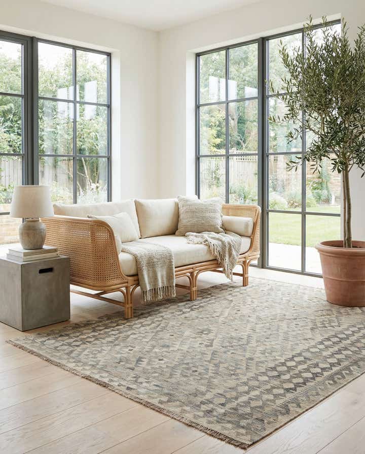 6' 1 x 8' Hand Woven Kilim Maymana Wool Rug