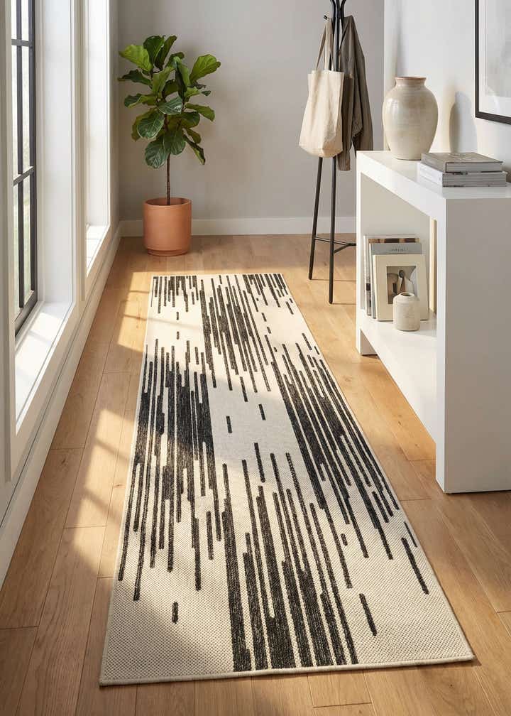 2' x 8' Easy-Clean Modern Indoor / Outdoor Runner Rug