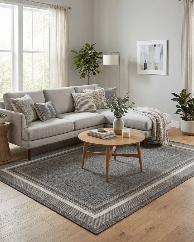 Detail image of 7' x 10' Easy-Clean Border Indoor / Outdoor Rug