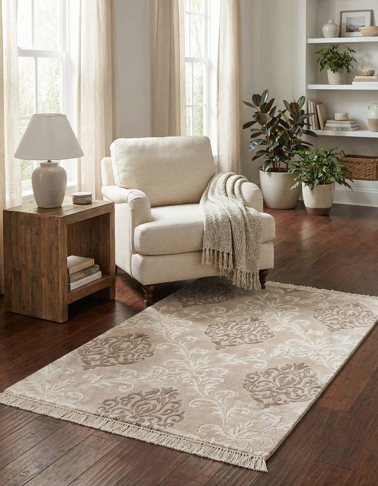 Detail image of 2' 7 x 4' 1  Hand Knotted Darya Wool Rug