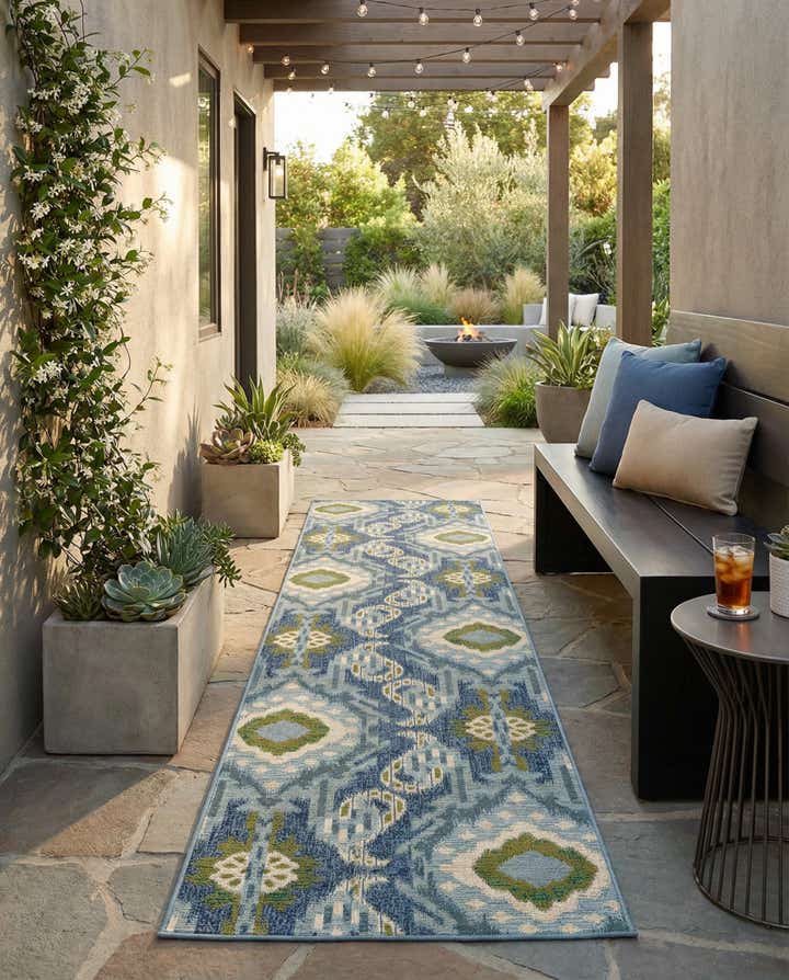 2' 7 x 10' Easy-Clean Modern Indoor / Outdoor Runner Rug