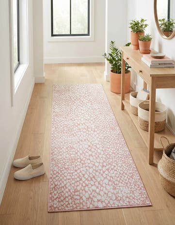 2' x 6' Kamala Washable Runner Rug