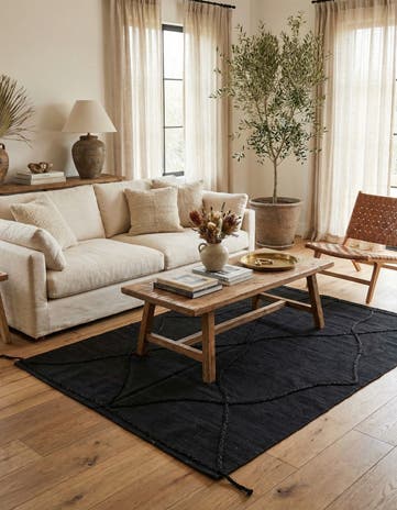 4' 10 x 6' 6 Hand Knotted Moroccan Wool Rug