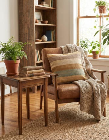 1' 6 x 1' 6 Hand Woven Pillow Wool Square Rug