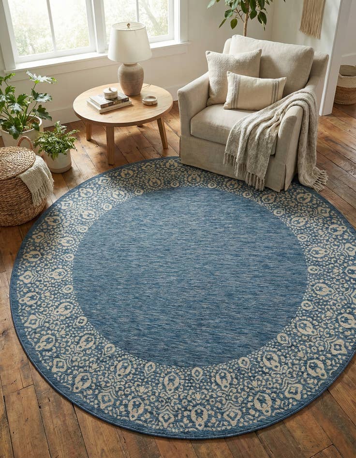 Detail image of 10' 8 x 10' 8  Washable Border Indoor / Outdoor Round Rug