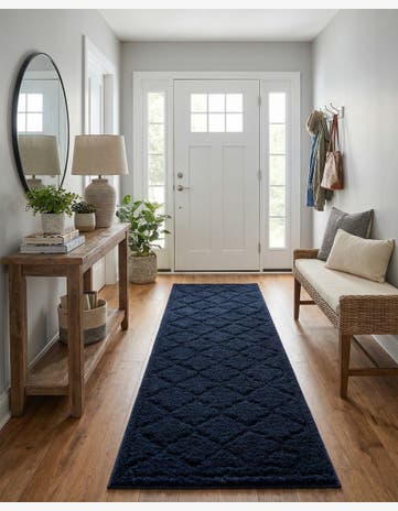 2' 7 x 10' Trellis Shag Runner Rug