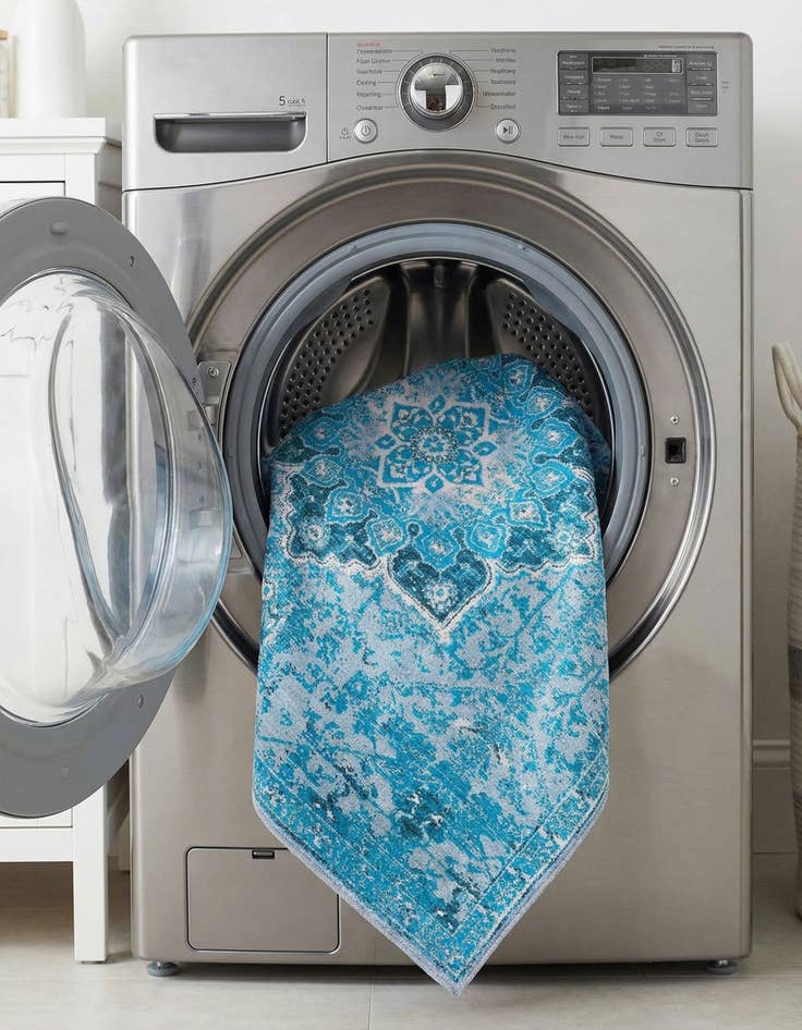 Detail image of 7' 10 x 7' 10  Washable Renaissance Square Rug