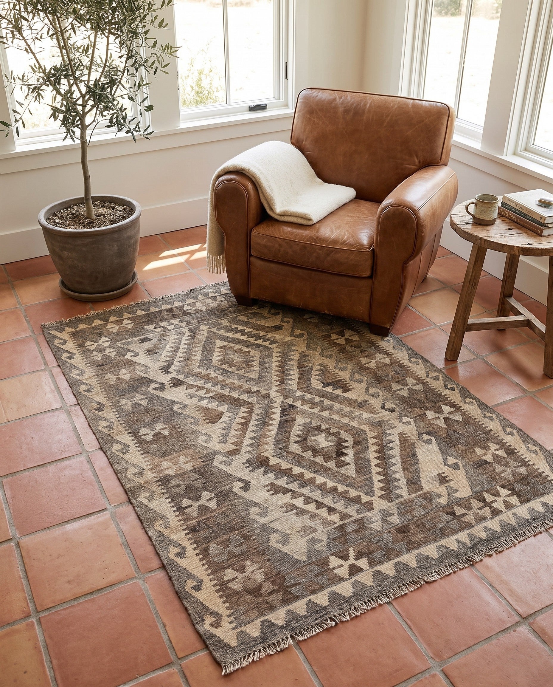 4' 5 x 6' 2 Hand Woven Kilim Maymana Wool Rug
