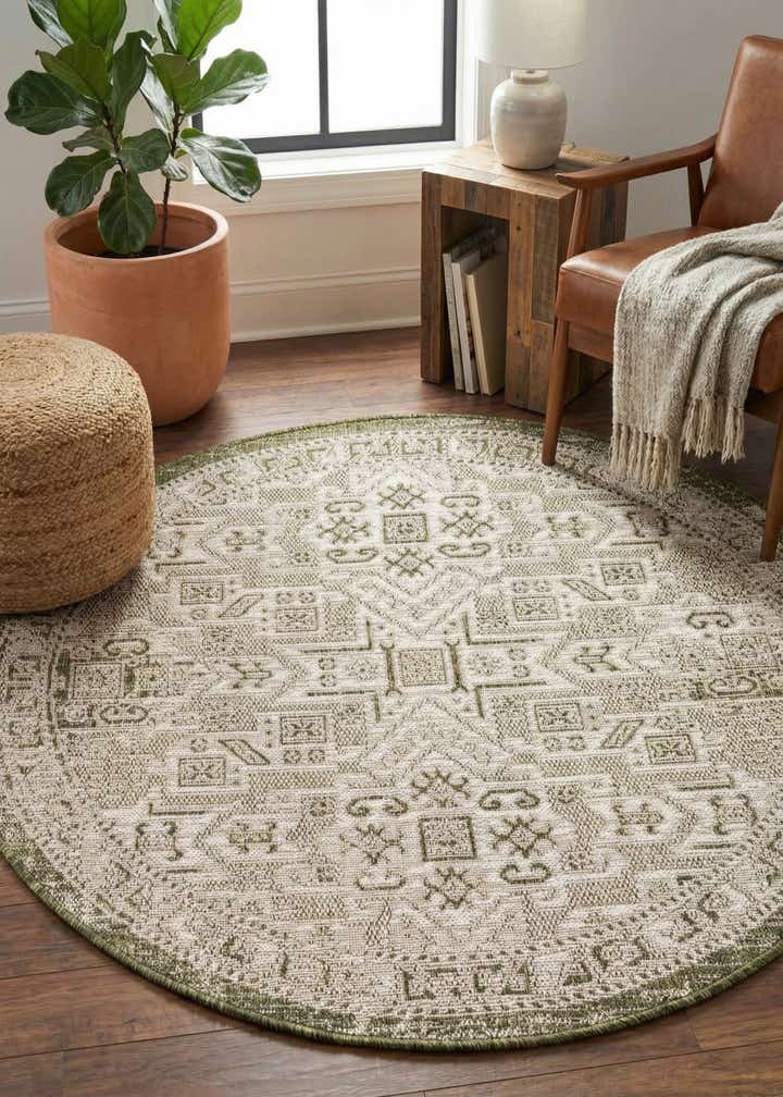 4' x 4' Easy-Clean Aztec Indoor / Outdoor Round Rug