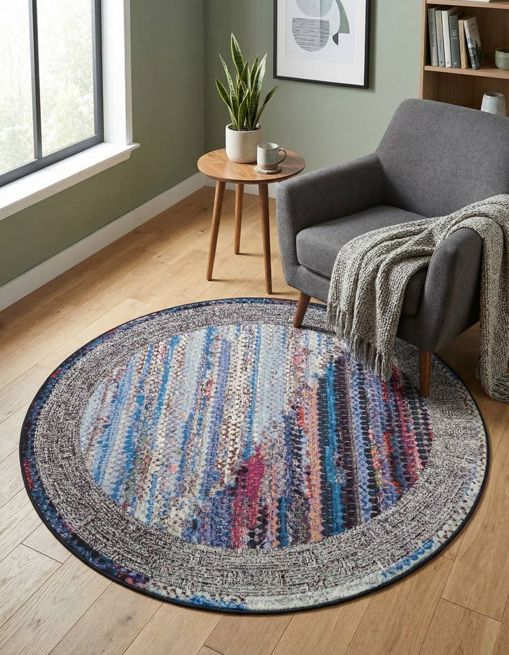 Detail image of 5' x 5' Easy-Clean Modern Indoor / Outdoor Round Rug