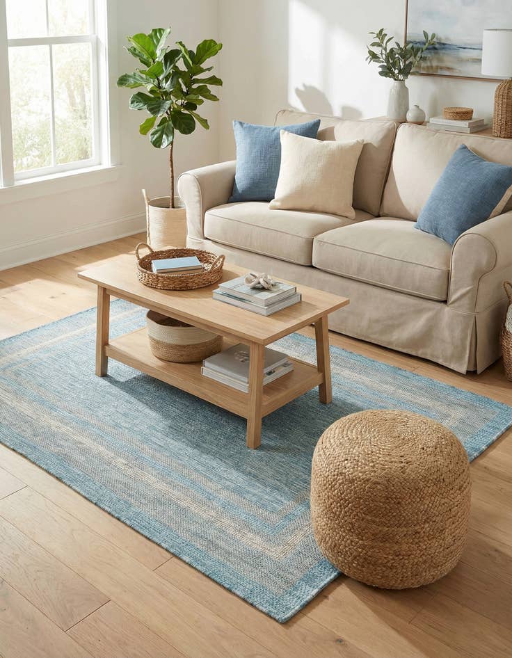 Detail image of  4' x 6'  Washable Border Indoor / Outdoor Rug