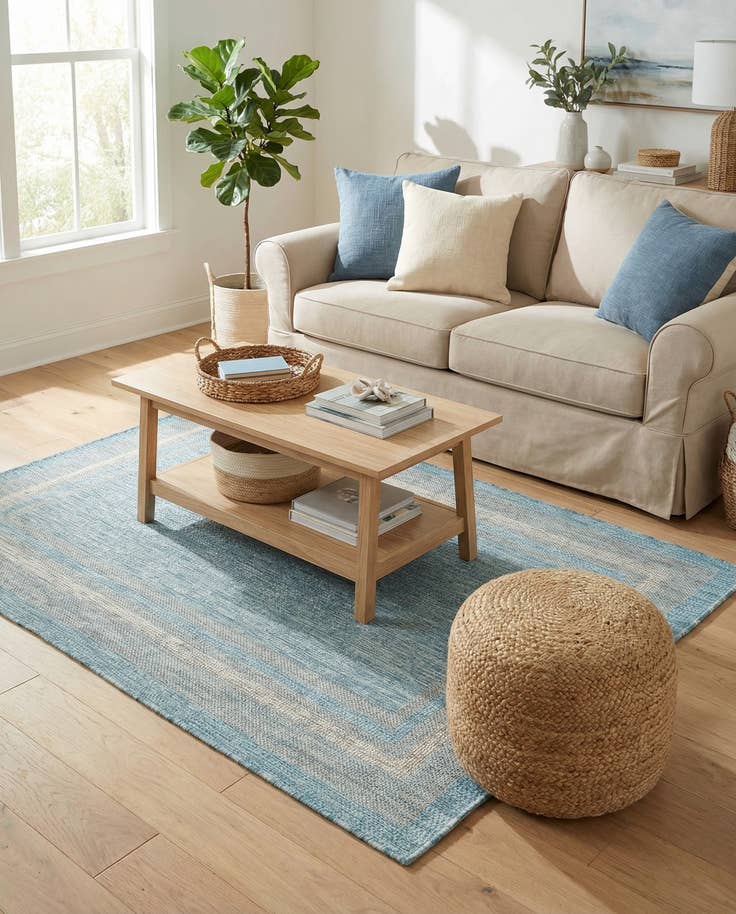 Detail image of 4' x 6' Easy-Clean Border Indoor / Outdoor Rug