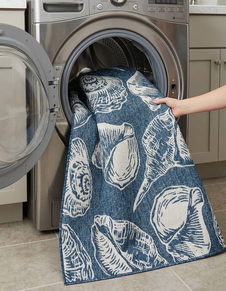 Detail image of  6' x 9'  Washable Coastal Indoor / Outdoor Rug