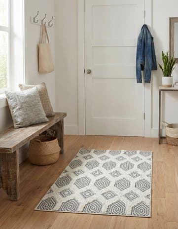 2' 3 x 3' Sabrina Soto Casa Havana Rug