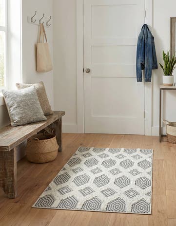 2' 3 x 3' Sabrina Soto Casa Havana Rug