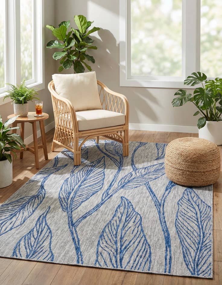 Detail image of  6' x 9'  Washable Botanical Indoor / Outdoor Rug
