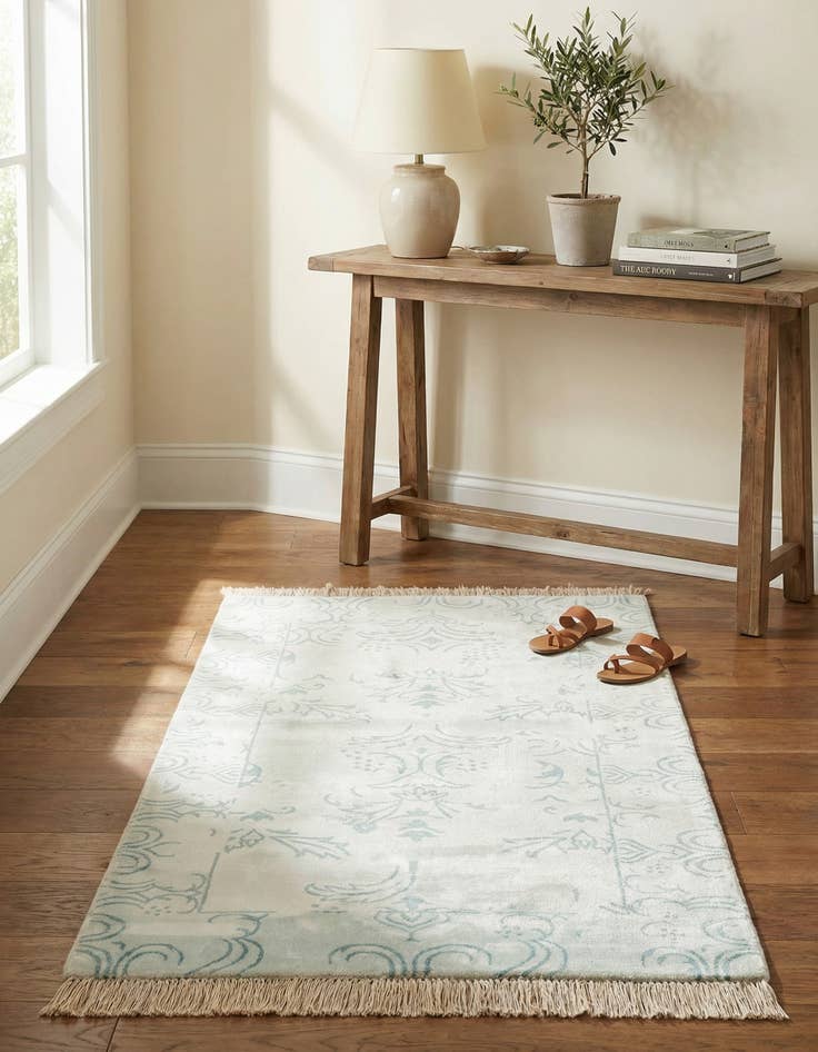 Detail image of 2' 8 x 5'  Hand Knotted Darya Wool Rug