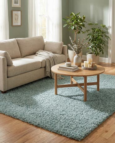  7' 10 x 10' Solid Shag Rug