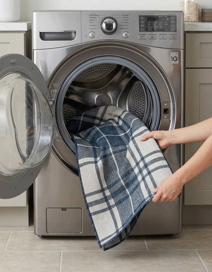 Detail image of 2' 7 x 12'  Washable Checkered Indoor / Outdoor Runner Rug