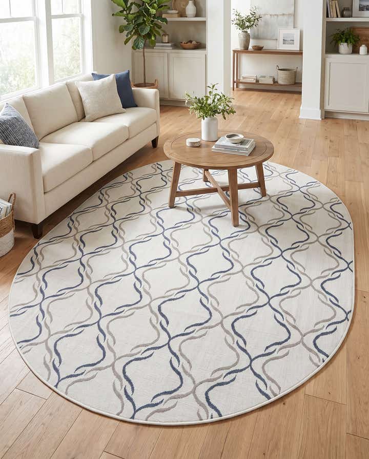 7' 10 x 10' Easy-Clean Lattice Indoor / Outdoor Oval Rug