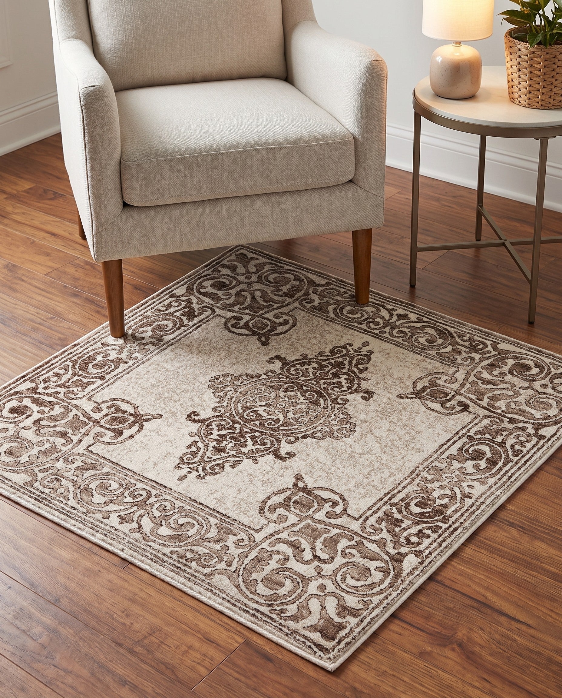 3' 3 x 3' 3 Hermitage Square Rug