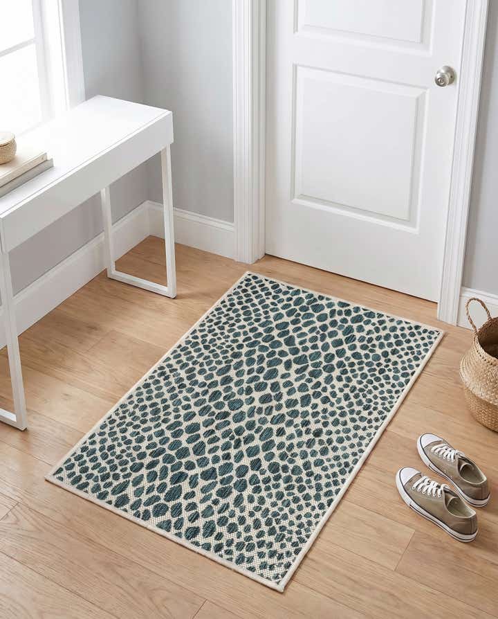 2' x 3' Easy-Clean Jill Zarin Cape Town Indoor / Outdoor Rug