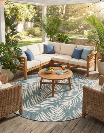 10' 8 x 10' 8 Easy-Clean Botanical Indoor / Outdoor Round Rug