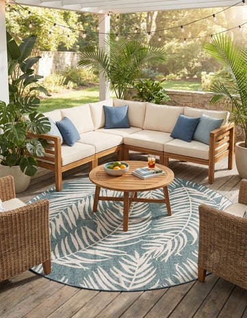 10' 8 x 10' 8 Easy-Clean Botanical Indoor / Outdoor Round Rug