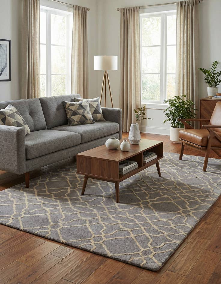 Detail image of 5' 1 x 8' Luna Wool Rug