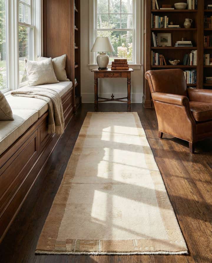 2' 7 x 9' 7 Hand Knotted Nepal Wool Runner Rug