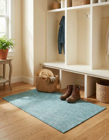 2' x 3' 1 Easy-Clean Solid Indoor / Outdoor Rug