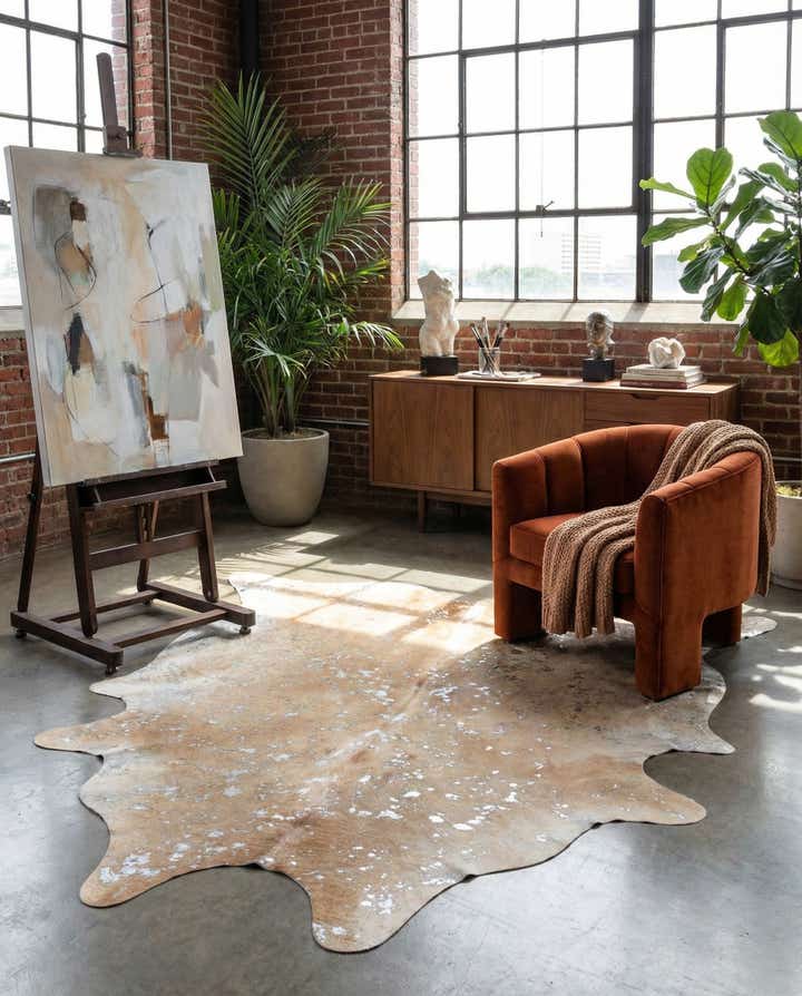 6' 2 x 7' 3 Cowhide Leather Freeform Rug