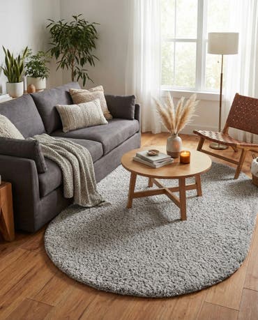  5' 3 x 8' Marilyn Monroe&trade; Shag Oval Rug