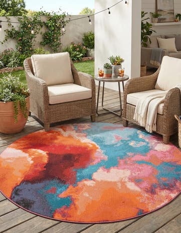 6' 1 x 6' 1 Easy-Clean Modern Indoor / Outdoor Round Rug