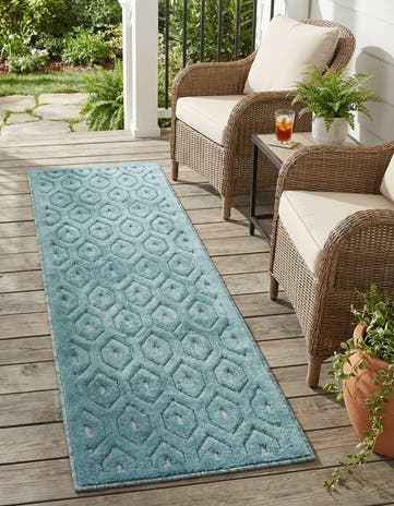 2' x 6' Easy-Clean Trellis Textured Indoor / Outdoor Runner Rug