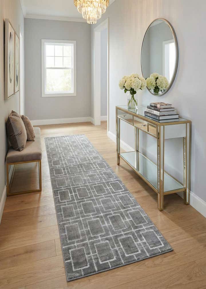 2' 7 x 12' Marilyn Monroe™ Glam Deco Runner Rug