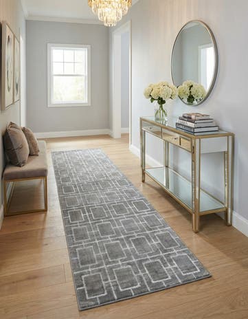 2' 7 x 12' Marilyn Monroe™ Glam Deco Runner Rug