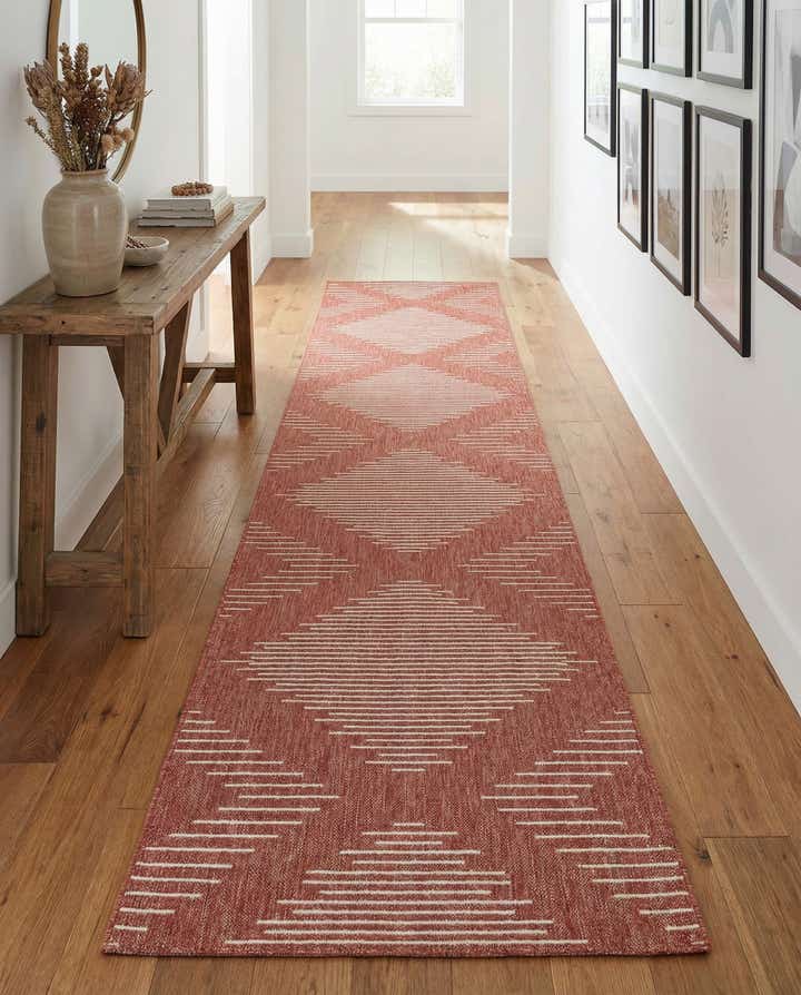 3' 3 x 14' Easy-Clean Modern Indoor / Outdoor Runner Rug