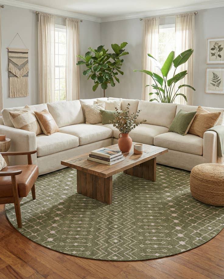 Detail image of 13' x 13' Easy-Clean Trellis Indoor / Outdoor Round Rug