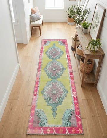 2' x 7' 10 Washable Timeless Runner Rug
